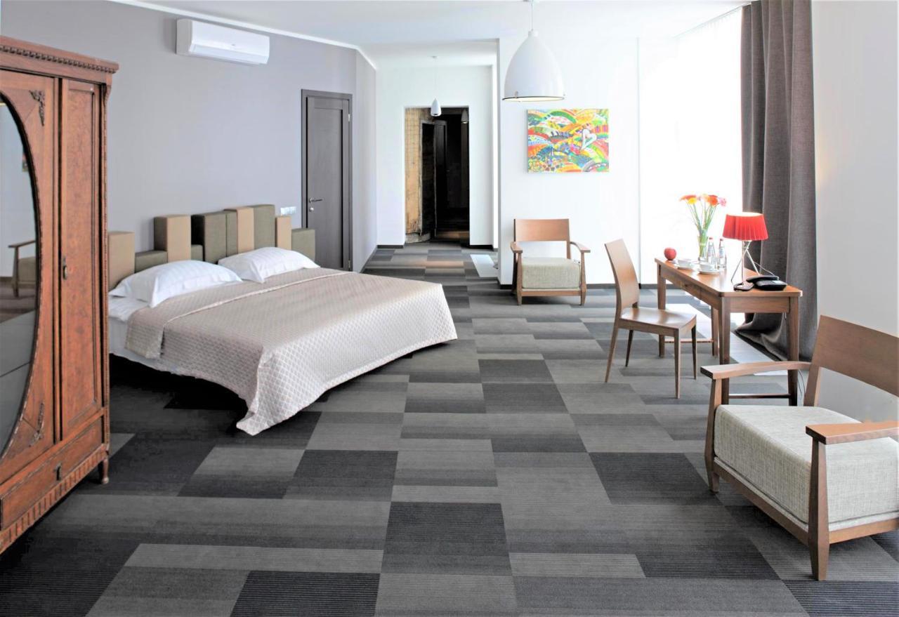 Rija Riga City Hotel Экстерьер фото