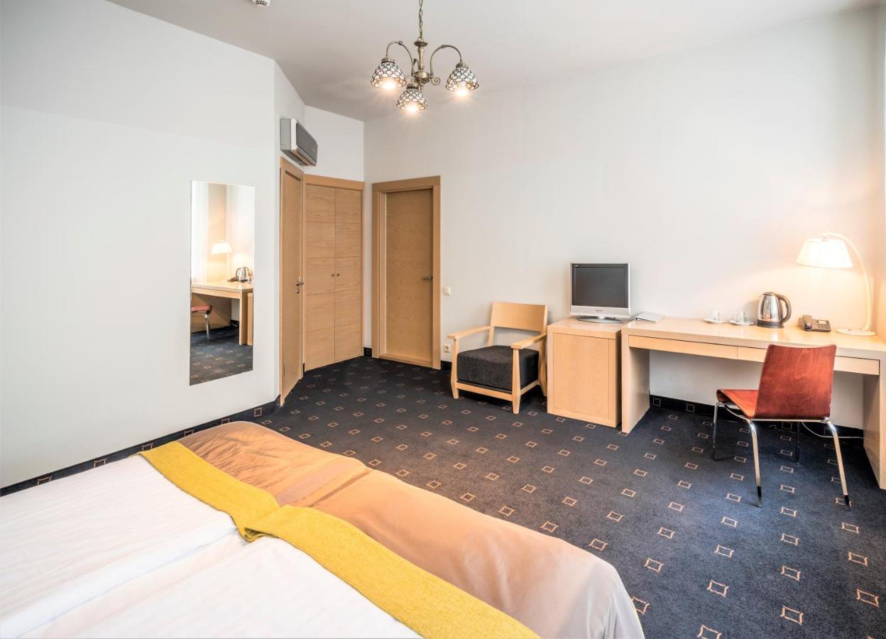 Rija Riga City Hotel Экстерьер фото