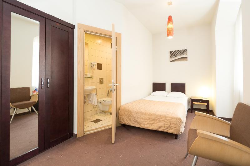 Rija Riga City Hotel Экстерьер фото