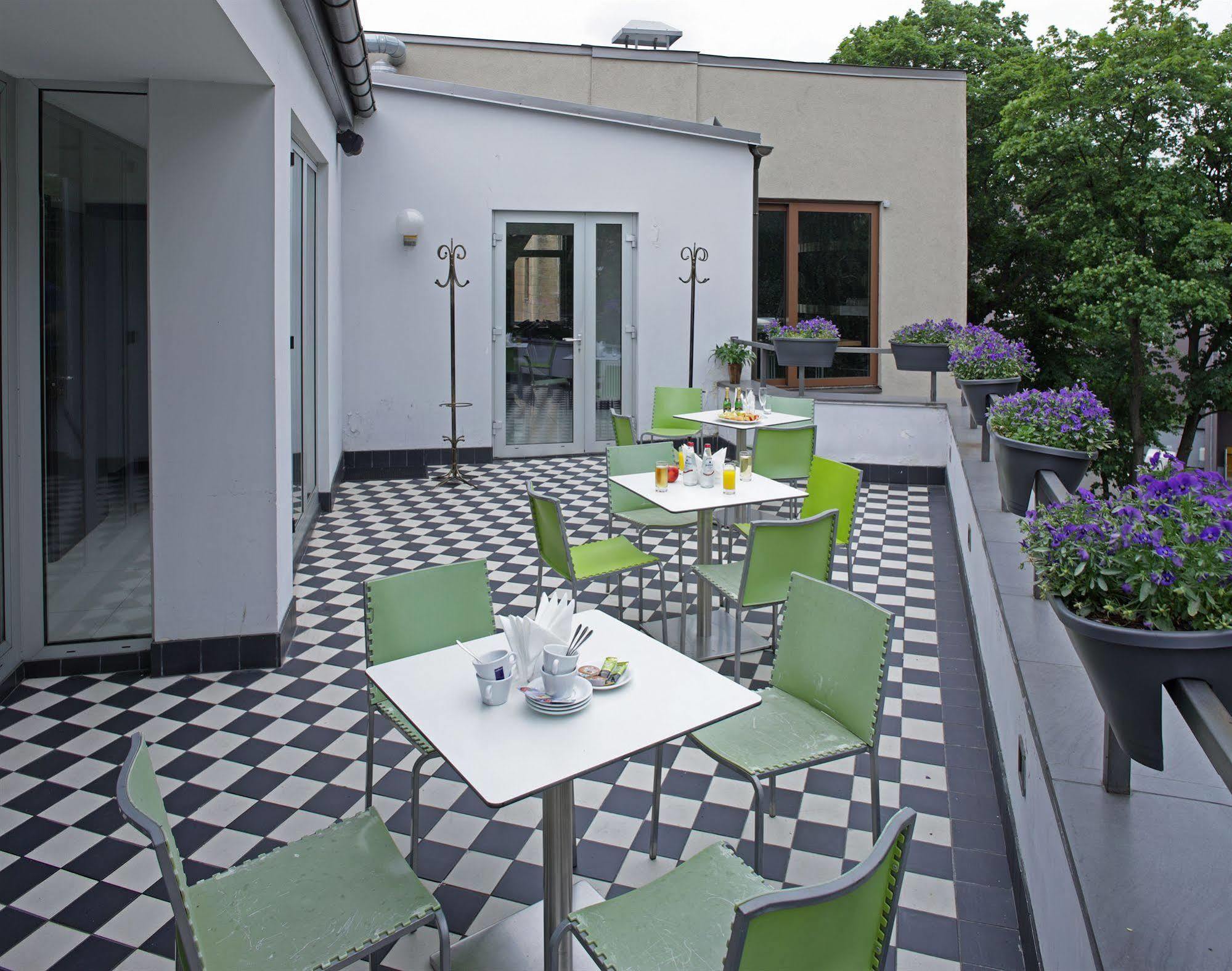 Rija Riga City Hotel Экстерьер фото